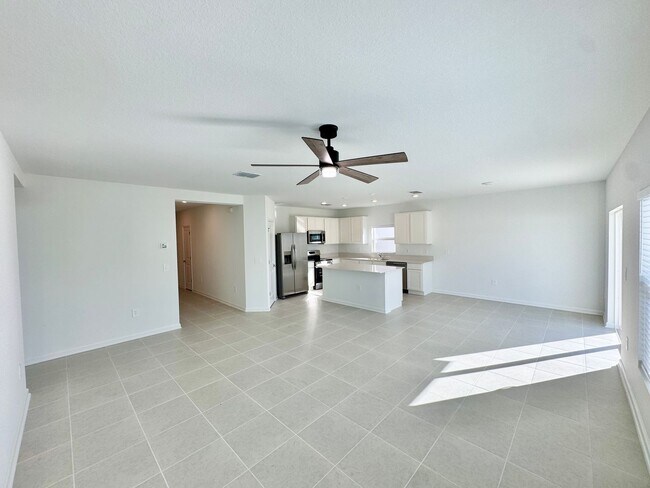 Building Photo - Be the First to Live Here | Stunning New Construction Home in Hidden Ridge