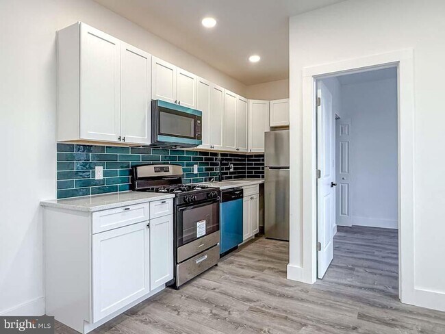 Building Photo - 30 Haddon Ave