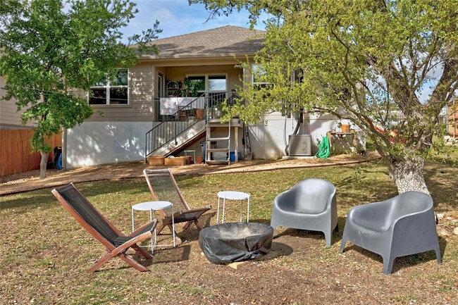 Building Photo - 456 Red Matador Ln