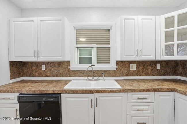 Building Photo - 239 Division St