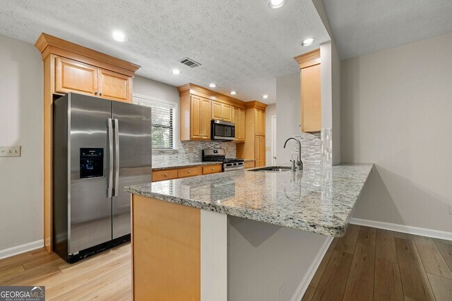 Building Photo - 503 Waterwood Bend