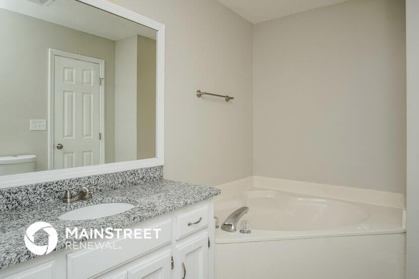 Building Photo - 13331 Scott Ln