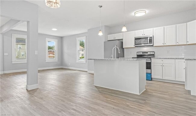 Building Photo - 1503 E Indian River Rd