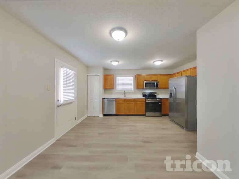 Building Photo - 1420 Alonzo Pl