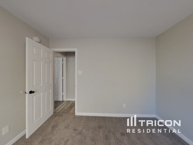 Building Photo - 3340 Cork Bend Dr