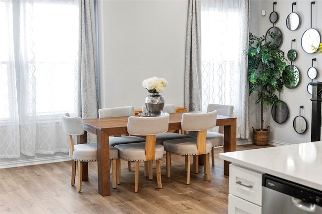 Building Photo - 7557 Sheboygan Ave