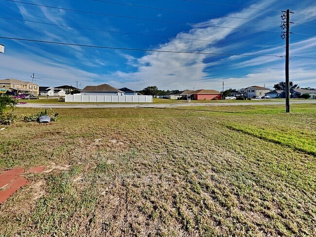 Building Photo - 1388 N Platte Ct