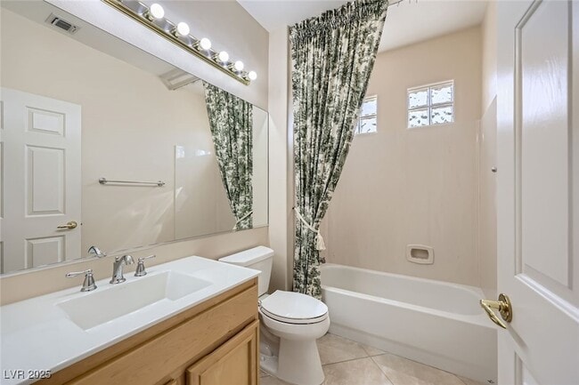 Building Photo - 2313 Fox Hills Dr