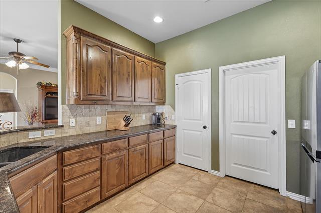 Building Photo - 202 Bay Hill Dr
