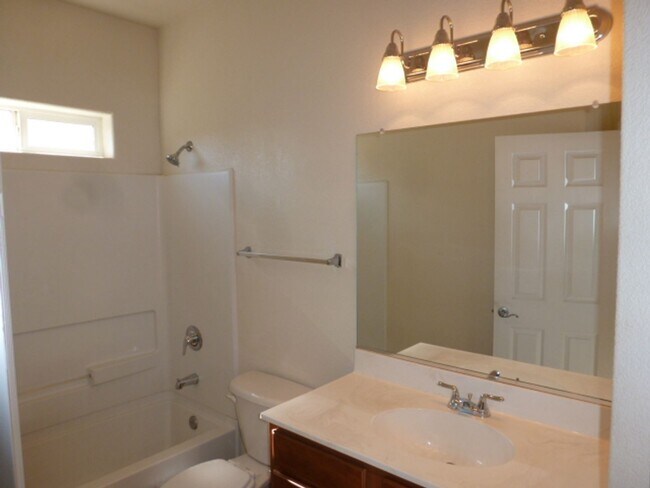 Building Photo - 4658 Kathleen Denise Ln