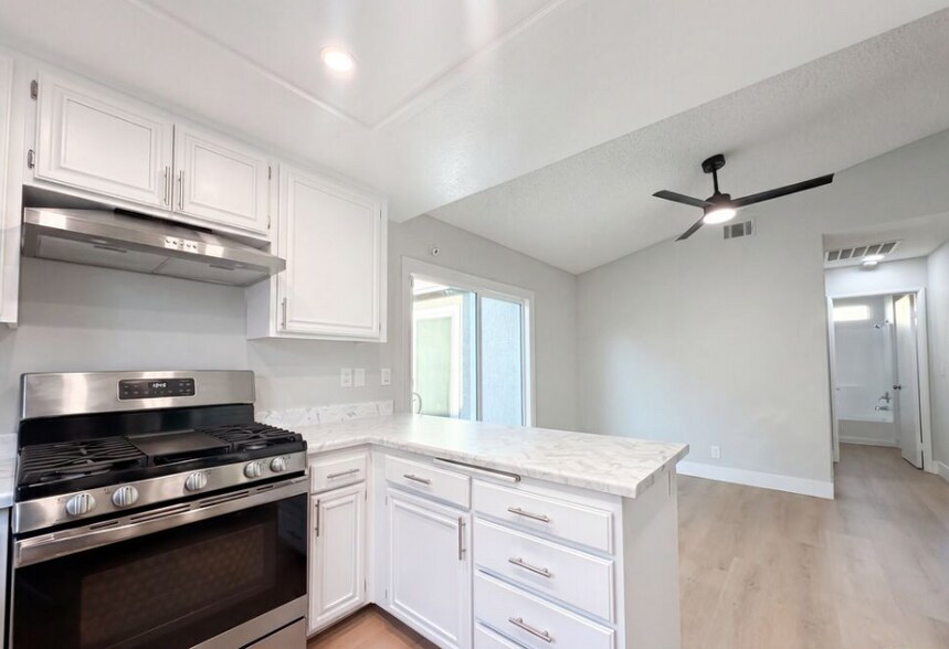 Building Photo - 2553 E Ave J 4