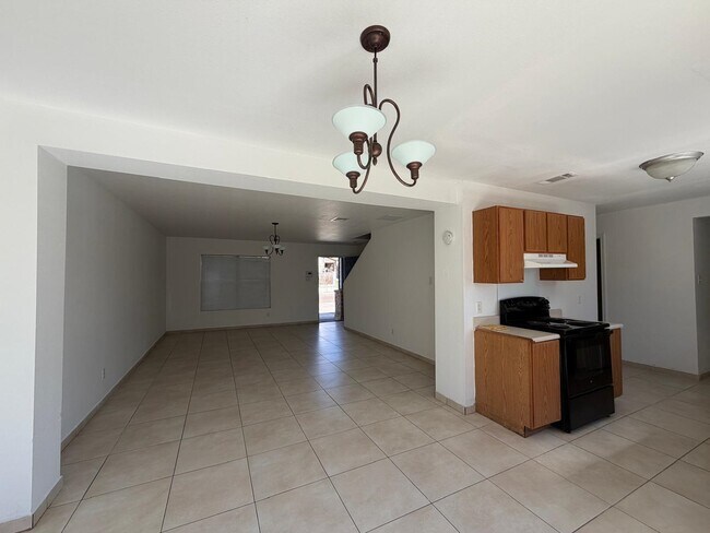 Building Photo - 3203 St Isaac Loop