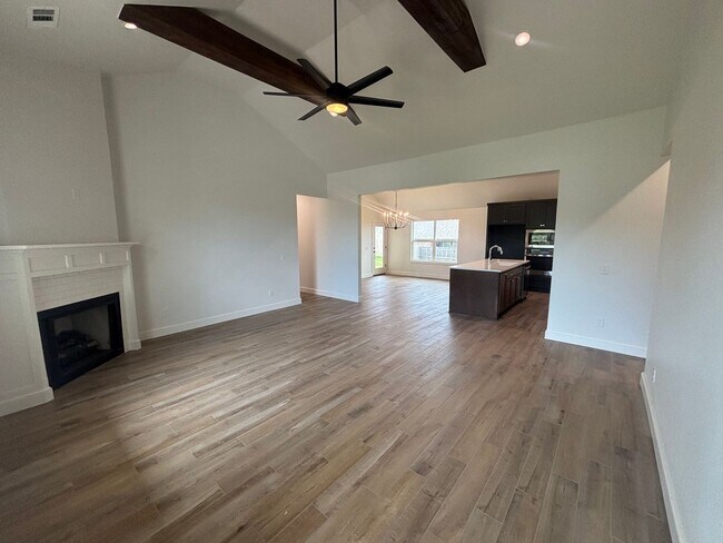 Building Photo - 3021 Hollow Crest Ln