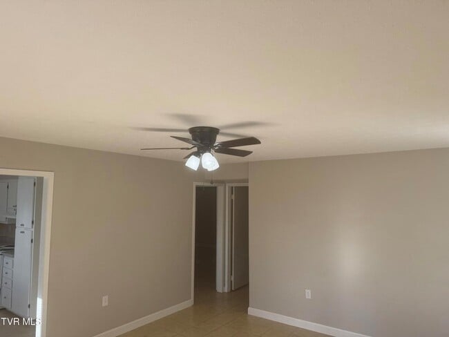 Building Photo - 1001 Kiser Blvd