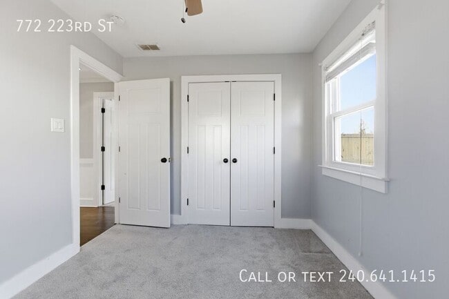 Building Photo - 772 223rd St