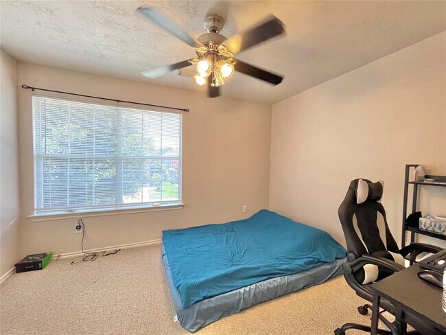 Building Photo - 25235 Boulder Bend Ln
