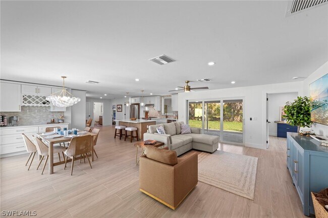 Building Photo - 548 Boulder Dr