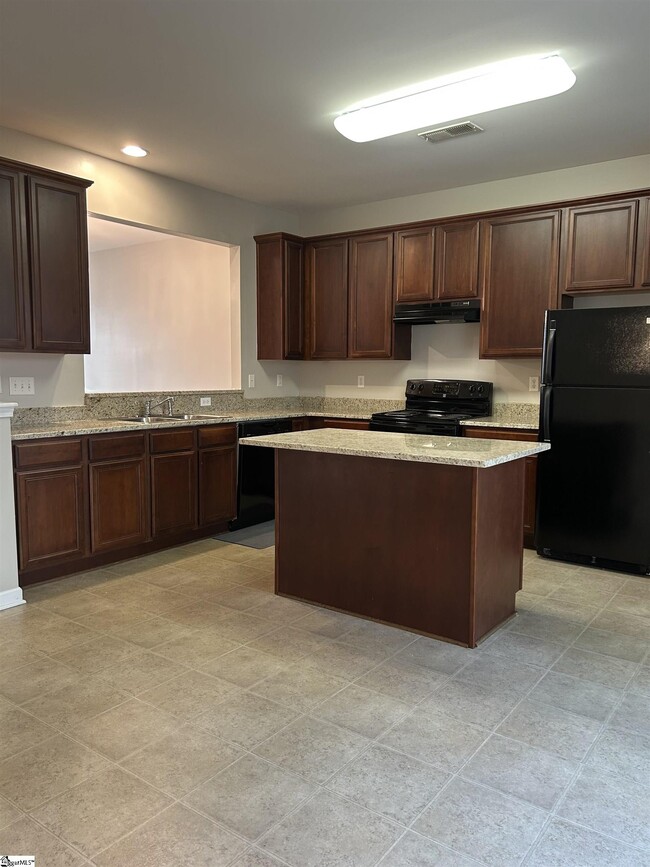 Building Photo - 134 Xander Dr