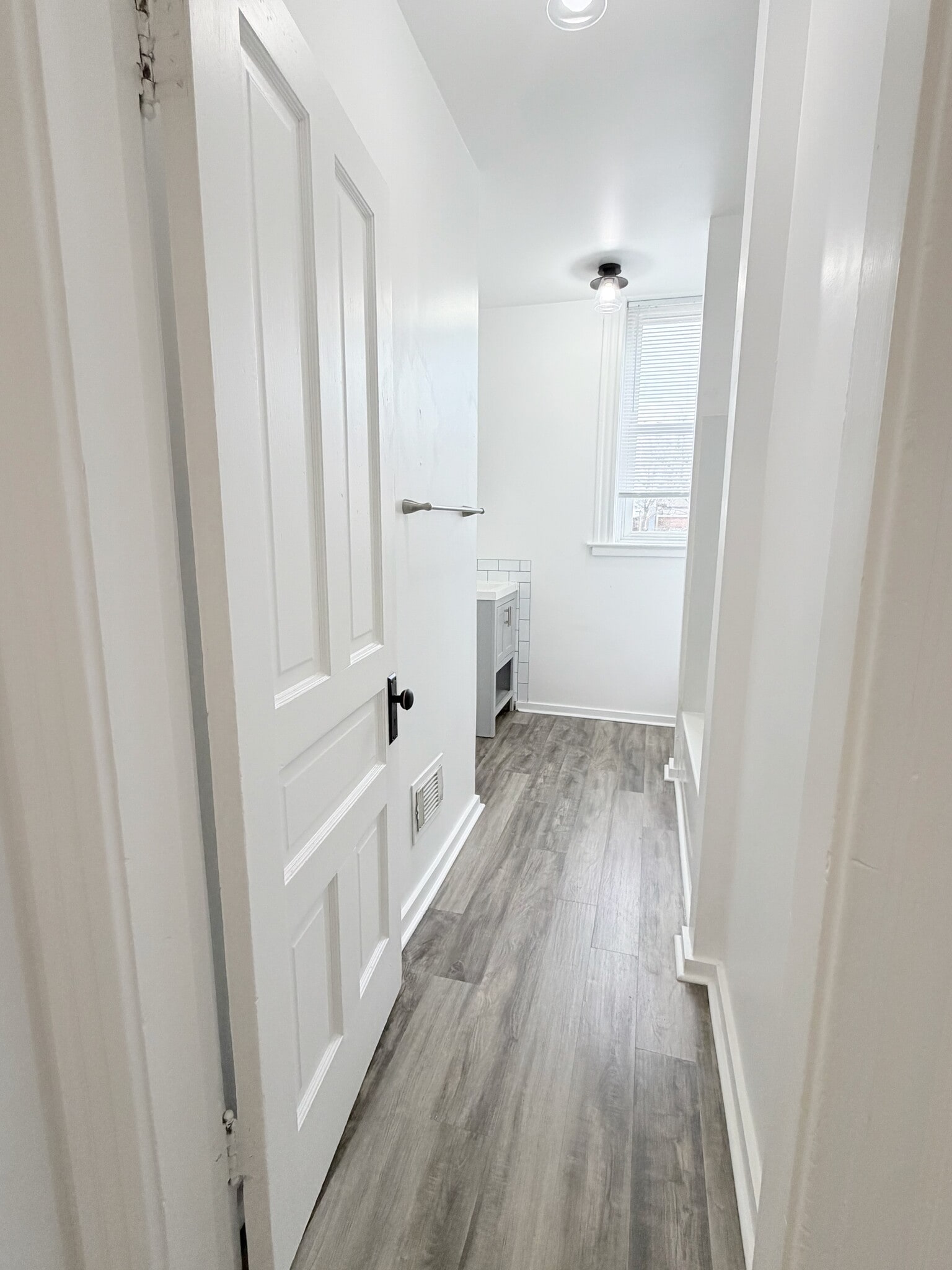 Building Photo - 3452 Alberta St