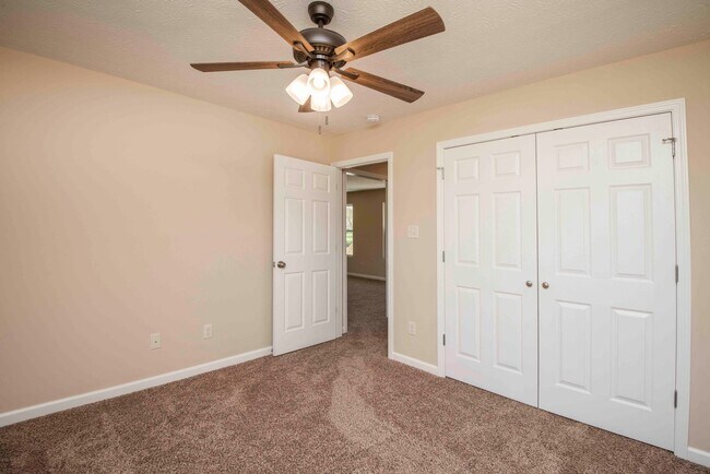 Building Photo - Knoxville 37849 - 3BR/2.5BA home with wash...