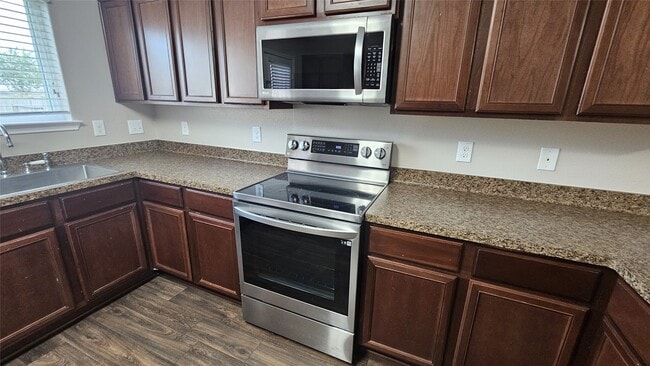 Building Photo - 12025 Windage Dr