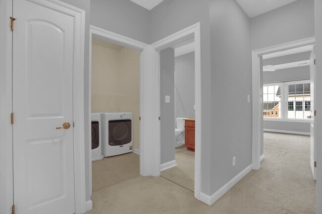 Building Photo - 8638 Westford Rd