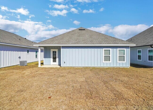 Building Photo - 217 Lyla Ln