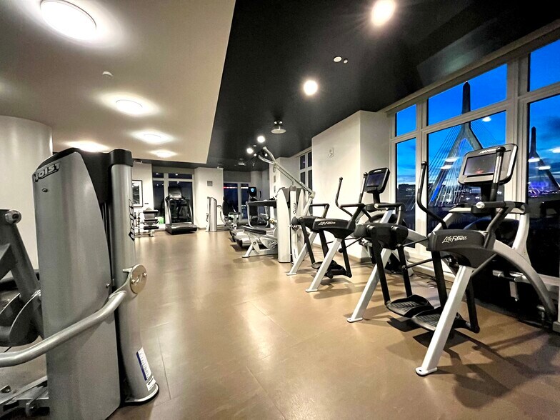 Gym - 100 Lovejoy Wharf