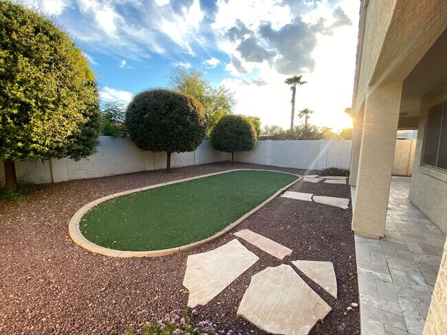 Building Photo - Charming 3 Bed w/Den in Northwest Peoria