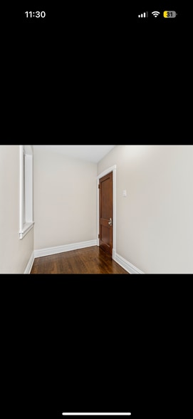 Building Photo - 1616 W Roscoe St