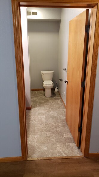 Bathroom 2 - 888 Boston Way