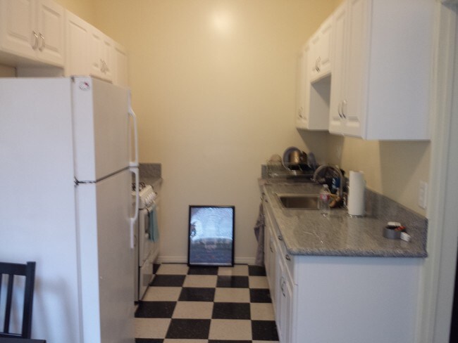 Building Photo - 6440 Orange St