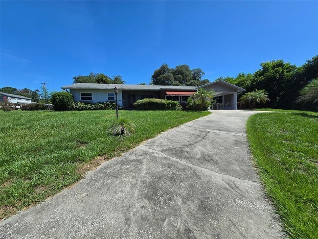 Building Photo - 507 Lake Lulu Dr