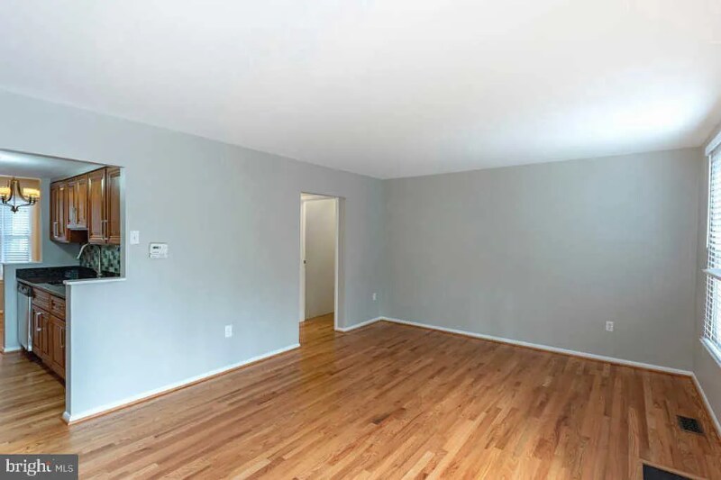 Building Photo - 6396 Shaundale Dr