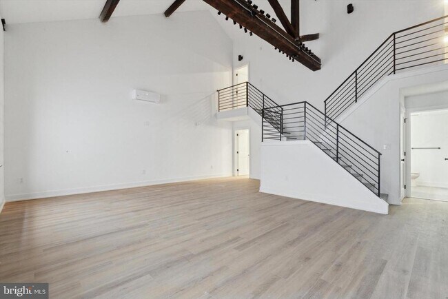 Building Photo - 808 N 3rd St