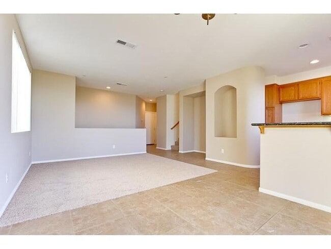 Building Photo - 2-bedroom Townhome in Campana at Rancho Co...