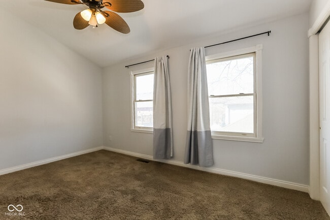 Building Photo - 1026 N New Jersey St