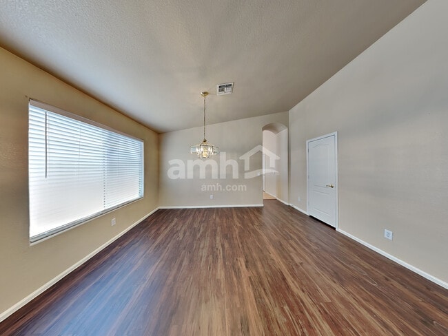 Building Photo - 16151 W Latham St