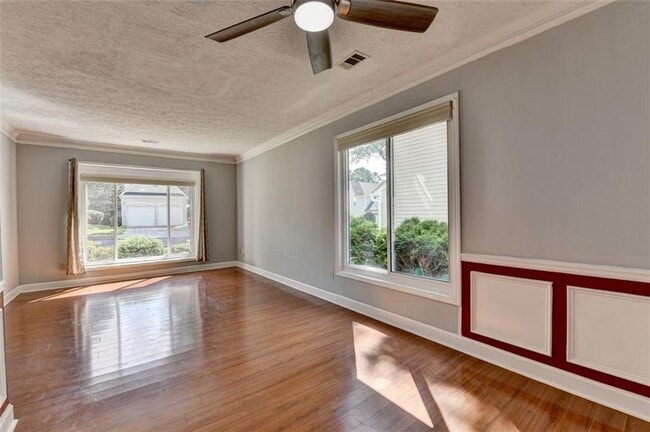 Building Photo - 702 Ashley Glen Ln