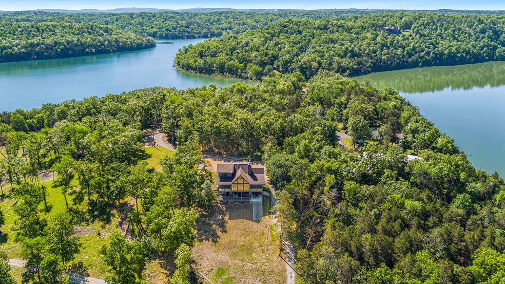 Building Photo - 8760 Stuckey Ln