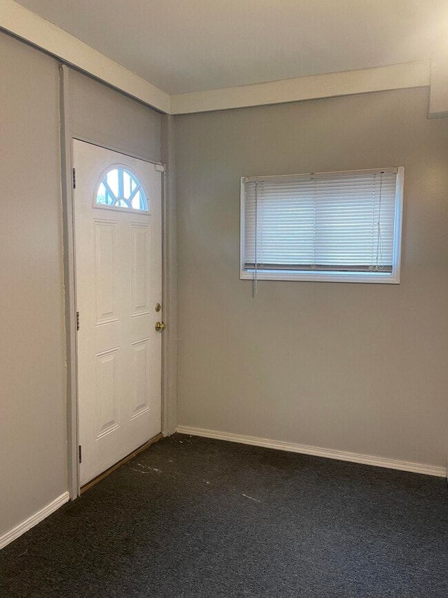 Building Photo - 17510 Wisconsin St