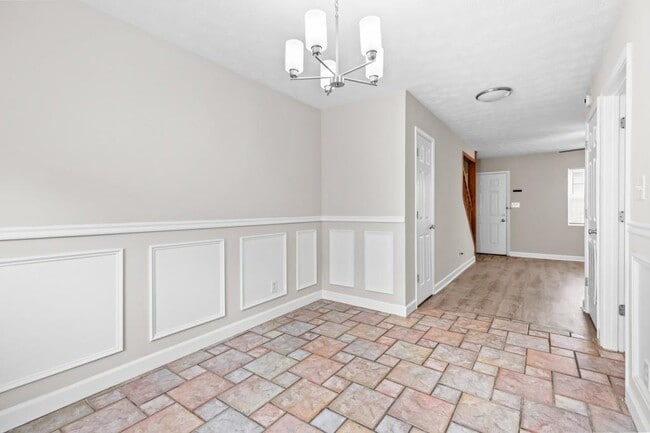 Building Photo - 416 Northdale Ct