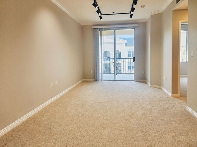 Building Photo - 2463 Watermarke Pl