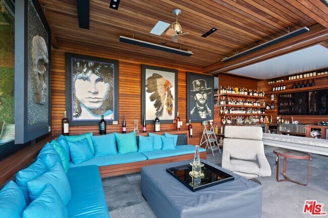 Building Photo - 8356 Sunset View Dr