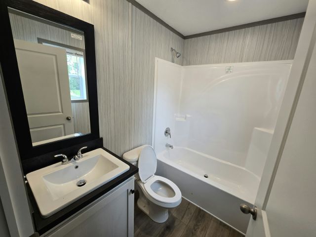 Building Photo - 363 Brutus Dr