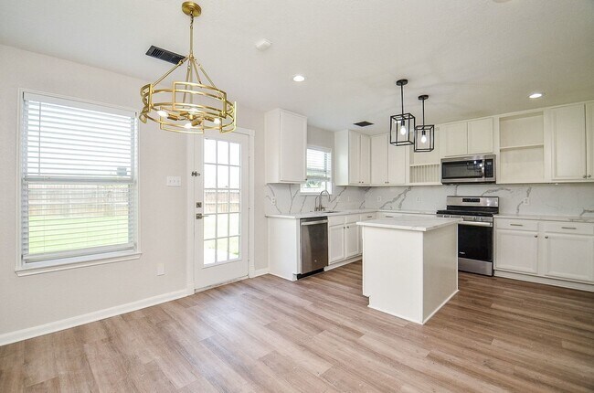 Building Photo - 16406 Star Canyon Ct