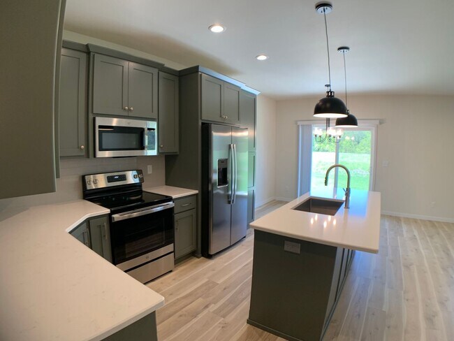 Building Photo - 1360 Goldenwood Dr