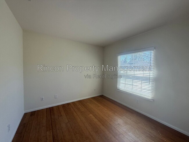 Building Photo - 4763 Templeton St