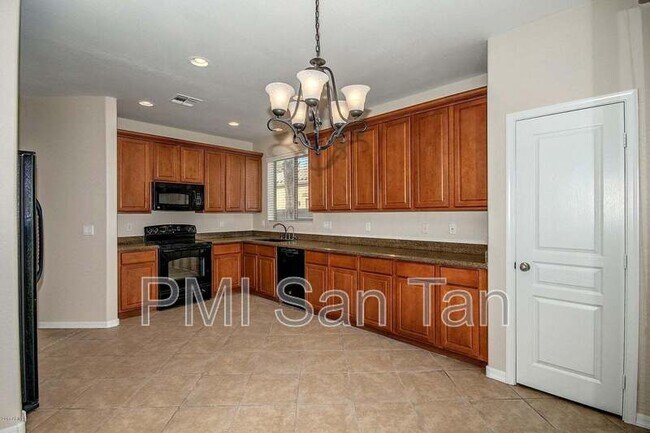 Building Photo - 21319 E Alyssa Rd