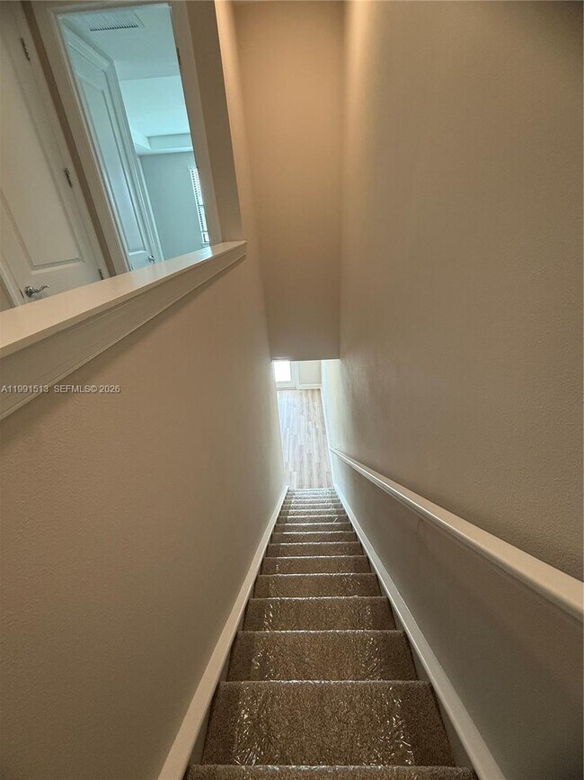 Building Photo - 4286 Efendi Dr